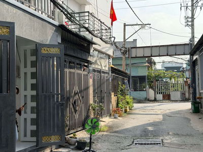 NHÀ HUỲNH THỊ HAI Q12- GIÁ CHỈ 1,980 TỶ. HẺM 6M THÔNG