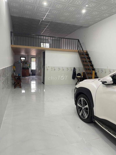 Nhà gần chợ Hoà Xuân, mới 100%. full nội thất