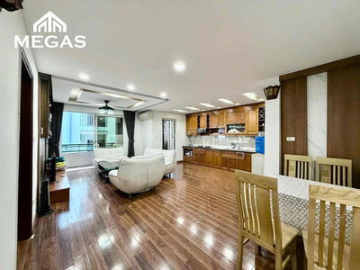 CHO THUÊ CĂN HỘ 2N1K - 70m2, CẠNH TÂY HỒ, OTO ĐẬU CỬA NỘI THẤT CAO CẤP