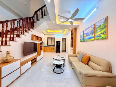 Bán nhà Nguyễn Hoàng- 54m2- 6PN- 2 Mặt thoáng- Cách phố 30m