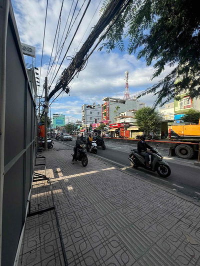 Cho thuê nhà mặt đường 6x35m 50tr trệt 2 lầu 4PN