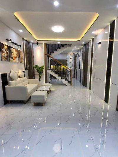 NHÀ BẾN VÂN ĐỒN Q4- SÁT MT- 32m2 - 2 TẦNG- GIÁ 4 TỶ NHỈNH