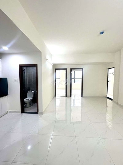 Cho thuê căn hộ green river 2pn 2wc giá 8tr nhà trống, ở liền dc