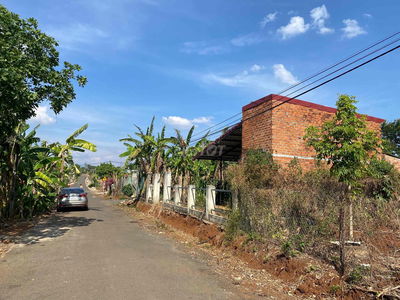 Bán Nhà và Vườn