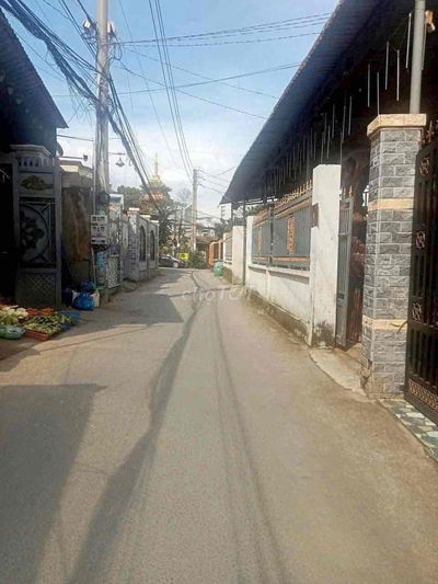 Bán nhà mới xây sổ riêng thổ cư, gần chợ Hoá An , cách QL 1k 300 mét