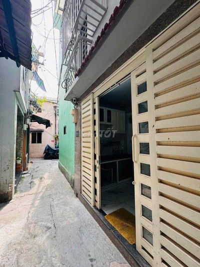 Bán nhà chính chủ 3 tầng Q1 hạ 300tr  hh 1% thân gửi ace dv