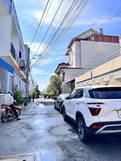 Dòng tiền 7% - CHDV 4 tầng Lê Văn Chí 190m2(10x19m) Thu nhập 120tr/th