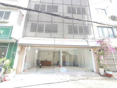 Cho thuê nhà Nguyễn thị minh khai cực đẹp nhà có thang pccc