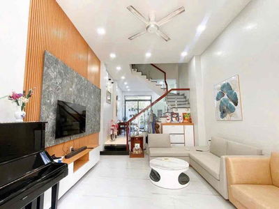 HXH 1/ Nguyễn Thái Sơn- Ngay ĐH Công Nghiệp- 4 Tầng.