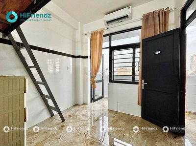 DUPLEX SIÊU RỘNG SIÊU THOÁNG CÓ BAN CÔNG GẦN NGÃ TƯ BỐN XÃ