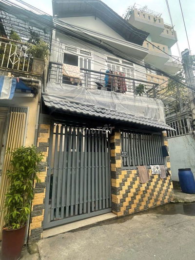 NHÀ ĐẸP LÔ GÓC 40m2-  PHƯỚC LONG A -  NHỈNH 4 TỶ