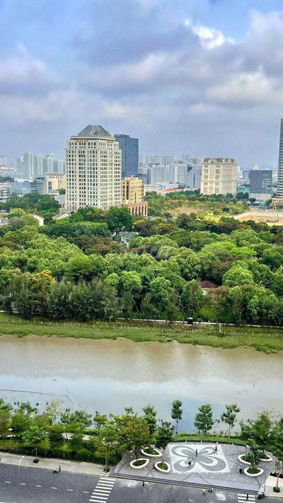 Bán căn hộ 02 phòng ngủ , view sông đẹp , nội thất đẹp , lầu 06