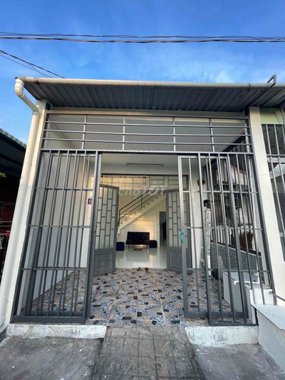 Nhà Hóc Môn cấp 4 có 3pn 4,5x15 bán 325triêu gần chợ Xuân Thới Thượng