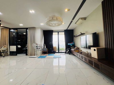 Siêu Phẩm Northern Diamond 129m – 3ngủ - Dân trí cao. Giá hơn 11tỷ