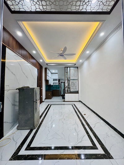 NAM DƯ- THANH LÂN Nhà đẹp 5 tầng – 45m  sử dụng Công năng đủ ,