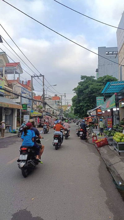 Mặt Đ Nguyễn Thị Tràng, chợ giãn dân KD buôn bán tiện ích nhất Q12.