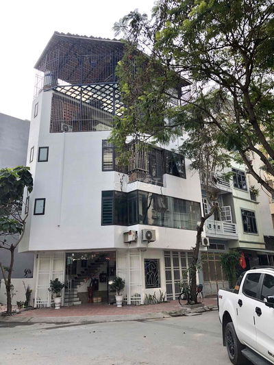 bán nhà 5 tầng lô góc