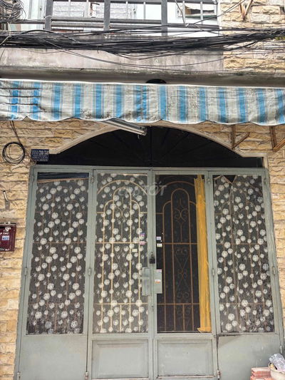 Nhà nhỏ trong hẻm