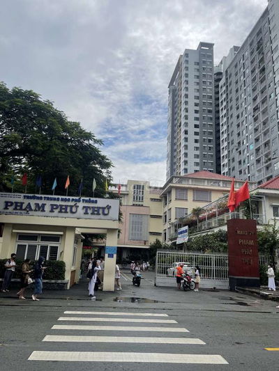 Bán nhà đường gia Phú . Q6. Tphcm