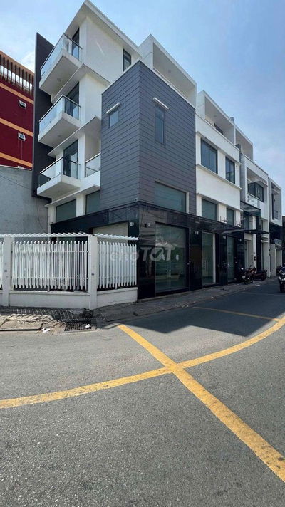 NHÀ GÓC 2 MẶT TIỀN KINH DOANH SÁT VÁCH Q.10 NHỈNH 18 TỶ