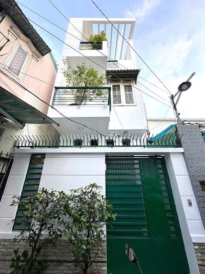 Bán nhà HXH - Hòa Hảo Q10 - 4 Tầng, 4,2 x 15m _ TN:360tr/n |9,5T