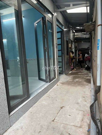 NHÀ NGAY CHỢ ĐẦU MỐI, 70M2 2PN, THÍCH HỢP Ở GIA ĐÌNH