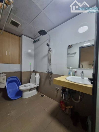 BÁN NHÀ PHỐ NGUYỄN XIỂN 30m2- 4 tầng - mt 4m- 6 tỷ 380