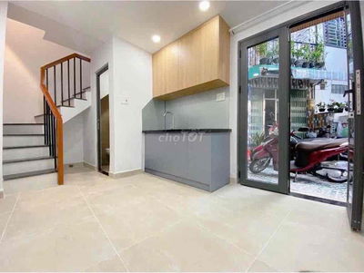 Bán Nhà 2,15 Tỷ Ngay Công Viên Gia Định, DTSD 26m2, 1 Trệt 1 Lầu