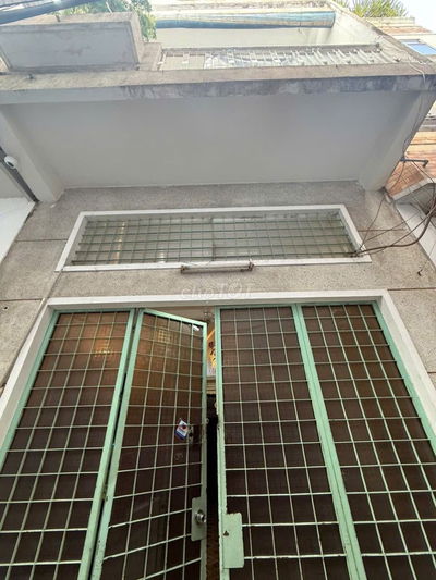 BÁN NHÀ NGUYỄN CƯ TRINH - 4X11 - 3 TẦNG BTCT - NHÀ TIỆN XÂY MỚI