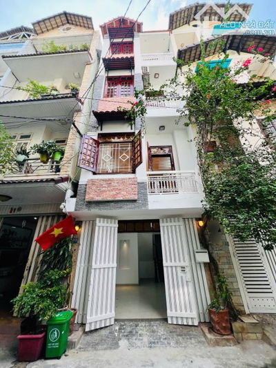 Nhà đẹp 4 tầng HXH 43 Cộng Hòa, P4, TB, 4.2 x 11m, NH 4.3m, CN 46m2, giá chỉ 10.8 Tỷ TL