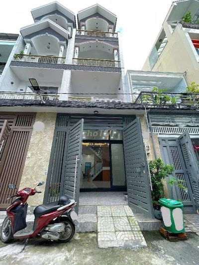 BÁN NHÀ 4 TẦNG, DT (4X17)M2, HẺM XE HƠI 8M THÔNG, 5,75 TỶ CÒN TL