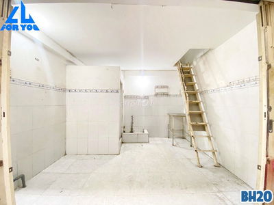 Nhà Nguyên Căn Giá Rẻ Ngay Chợ Bình Thành