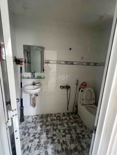 🏠✨ PHÒNG CHO THUÊ – 818 TẠ QUANG BỬU, QUẬN 8 ✨🏠