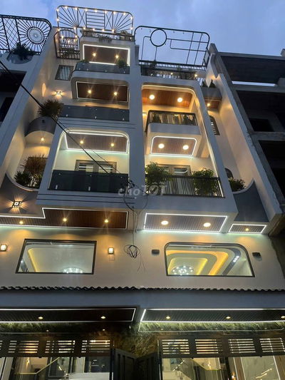 Nhà Thạnh Lộc Q.12, hẻm 8m(4x20) 1 lửng 3 lầu, 4 phòng ngủ, giá 7 tỷ 8
