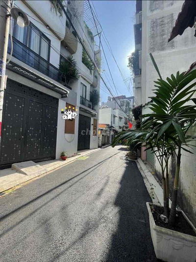 Nhà 4 Tầng _ Hẻm Xe Hơi_ Nguyễn Phúc Chu_ Tân Bình , 4 PN giá Tốt 🍀🍀