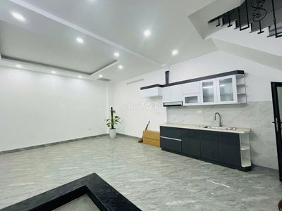 10.x tỷ Đội Cấn, mặt tiền quyền lực 6m, 5 tằng, 6 ngủ, mới đẹp ở luôn