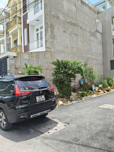 ĐẤT 2MT DT  4.12X15M NỞ HẬU 4.38m. Tổng 68.3m2. Thuận tiện kinh doanh