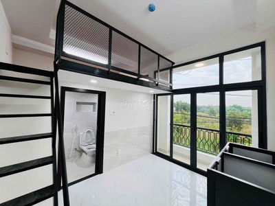 PHÒNG BAN CÔNG - MỚI XÂY GẦN ĐÌNH PHONG PHÚ - KHU CNC - QUẬN 9