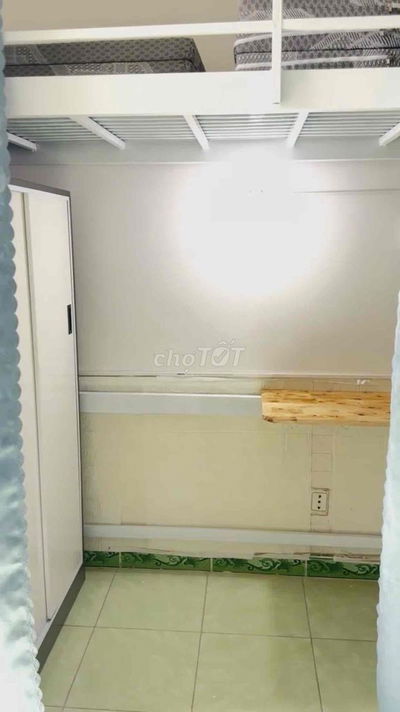 KTX cho thuê giường gác xép bao trọn chi phí 2tr1/tháng