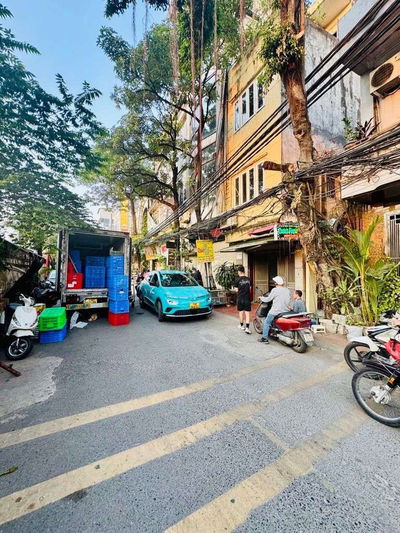 🌟 NHÀ ĐẸP PHỐ HỒNG HÀ, HỘ KHẨU HOÀN KIẾM, GẦN HỒ GƯƠM, VỊ TRÍ ĐẮC ĐỊA