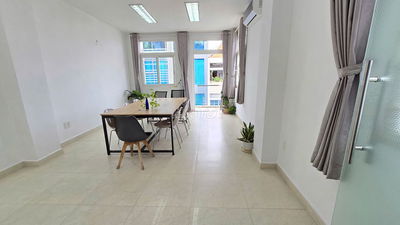 VP 30m2 - Có ban công + Nội thất - Q. Tân Bình