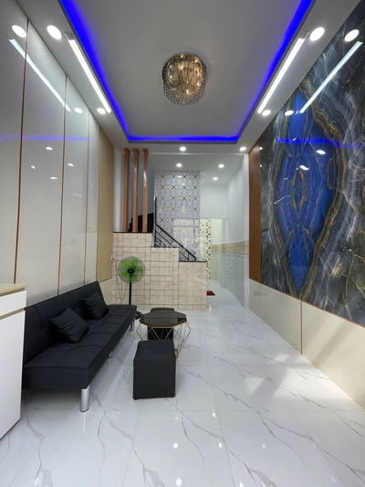 NHÀ ĐẸP HOÀNG DIỆU Q4- HẺM 4m- 3x7m- 3 LẦU ĐÚC - CHỈ 4 TỶ NHỈNH