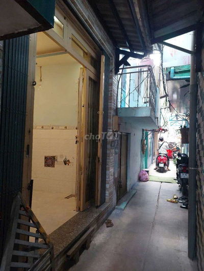 Cho thuê nhà gần vịt quay hùng trang xã bình hưng ql50