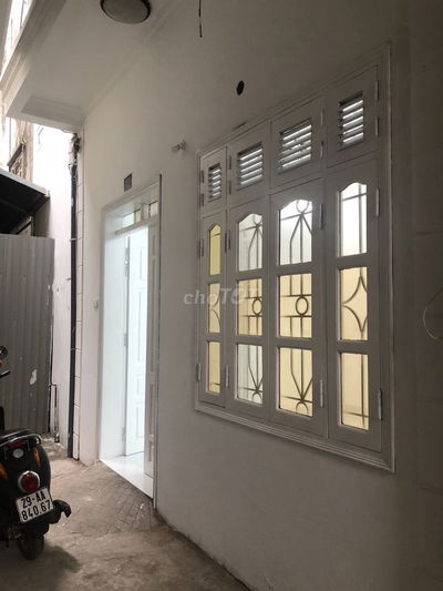 Cho thuê nhà 35m, ngõ Trại Cá, Trương Định gặp trực tiếp chủ nhà