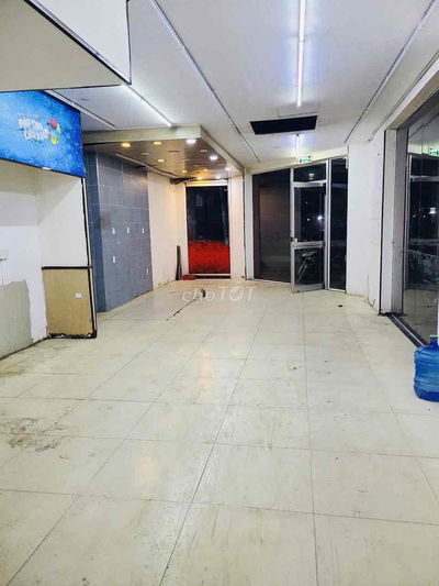 CHO THUÊ NHÀ 3 TẦNG LÔ GÓC  NGUYỄN THỊ MƯỜI Q8, ,