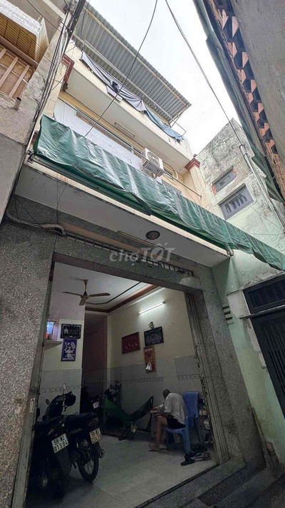 NHÀ 3 TẦNG NGANG LỚN Q11 – 6PN – GIÁ CHỈ 6.1 TỶ