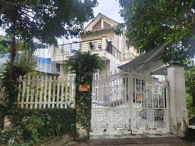 Chính chủ cần bán - Biệt thự lô góc 2 mặt tiền - 267m2