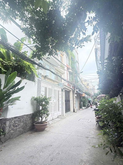 TÂN BÌNH HẺM XE HƠI KHUVIP CÁCH MẠNG T8 – 5 TẦNG SÂN THƯỢNG- NGAY Q10