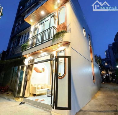 NHÀ ĐẸP CÁCH HẺM XE HƠI ĐÚNG 10M, HẺM VIP VŨ TÙNG, PHƯỜNG 2 BÌNH THẠNH