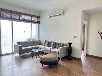 Cần cho thuê căn hộ Thuận Việt, P15 - Q11.